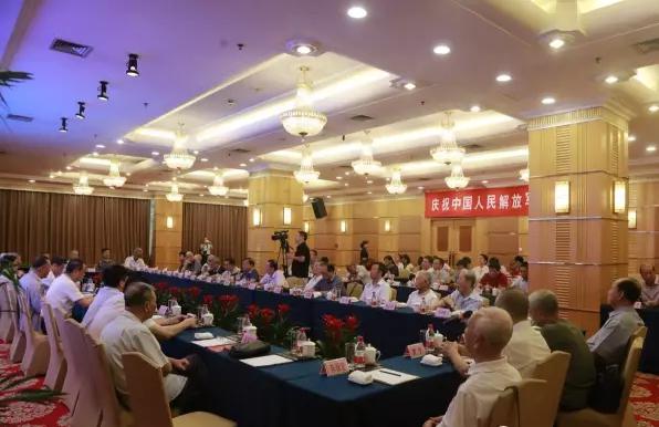 南宫电子游戏董事长郑两斌出席“庆祝中国人民解放军建军90周年座谈会” 南宫电子游戏董事长郑两斌出席“庆祝中国人民解放军建军90周年座谈会”